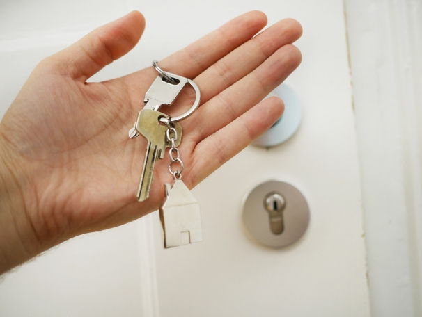 https://CharmaineB.StopRentingStartOwning.com
