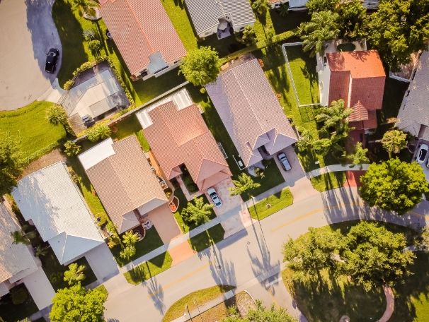 https://CharmaineB.FreeHomeValues.net